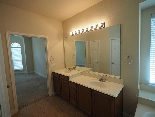 Building Photo - 3116 Argento Pl