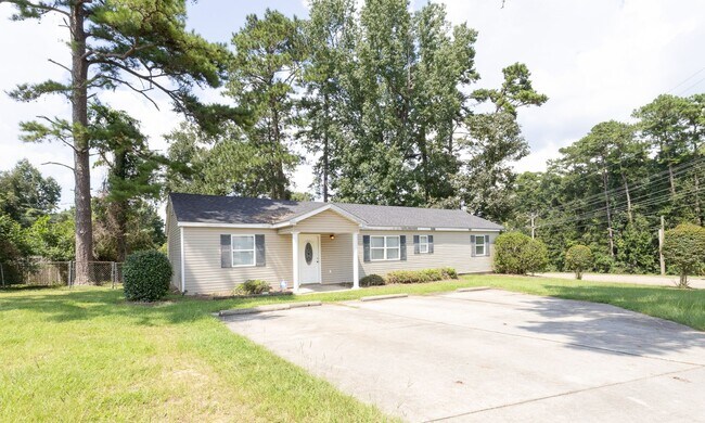 Building Photo - 322 Ray Ave