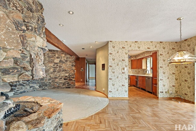 Building Photo - 58 Watergate Dr