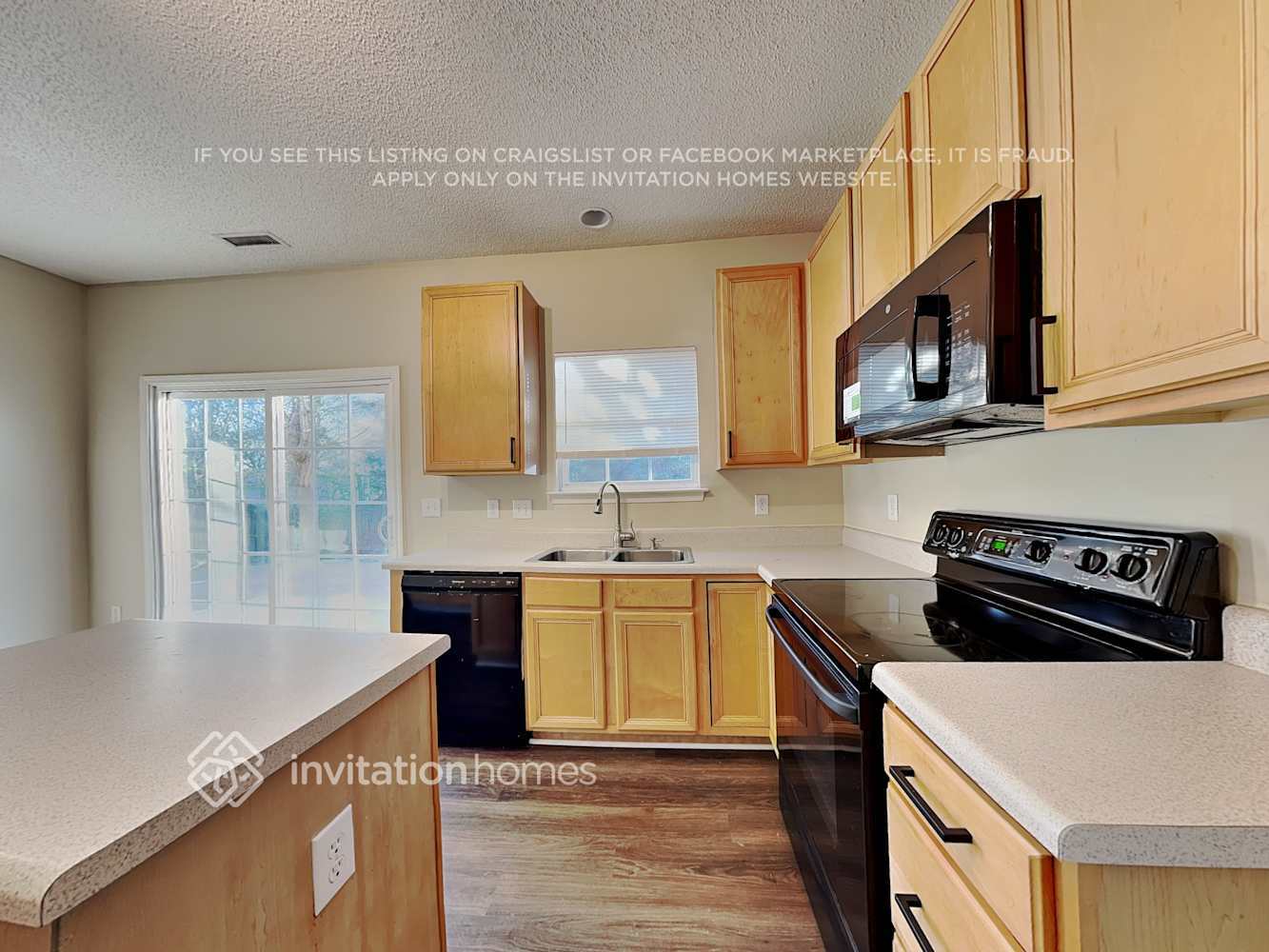 Building Photo - 5324 Seaspray Ln