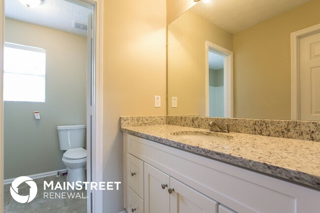 Building Photo - 9563 Fairway Turn