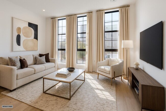 Primary Photo - 580 Palisade Ave