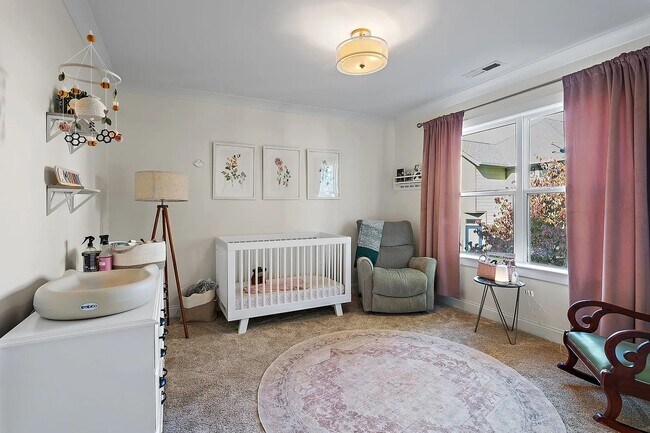 Building Photo - 1725 7th Ave N