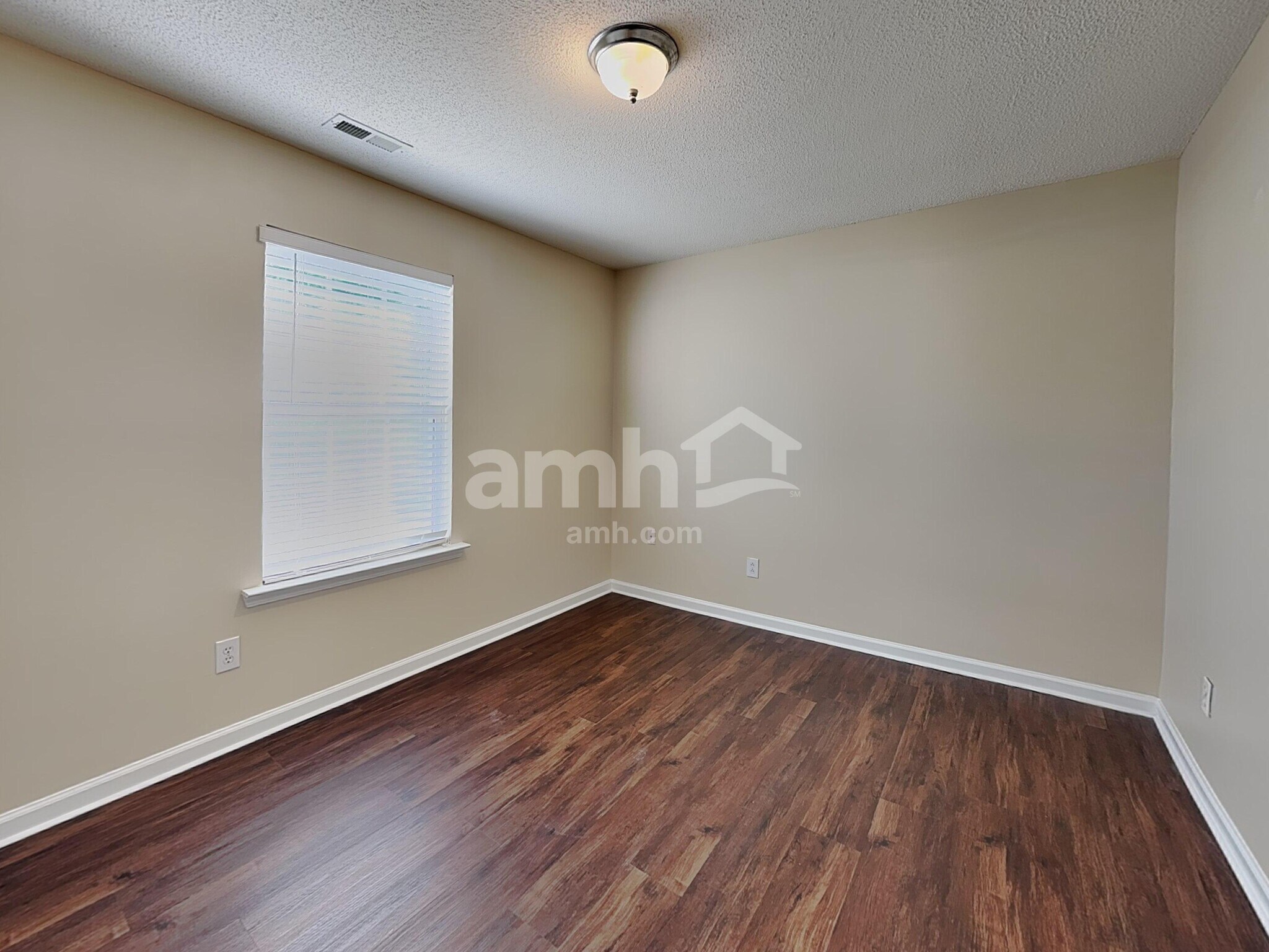 Building Photo - 808 Vonkramer Ct