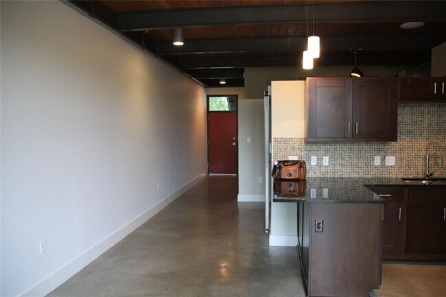 Building Photo - 2205 N Lamar Blvd