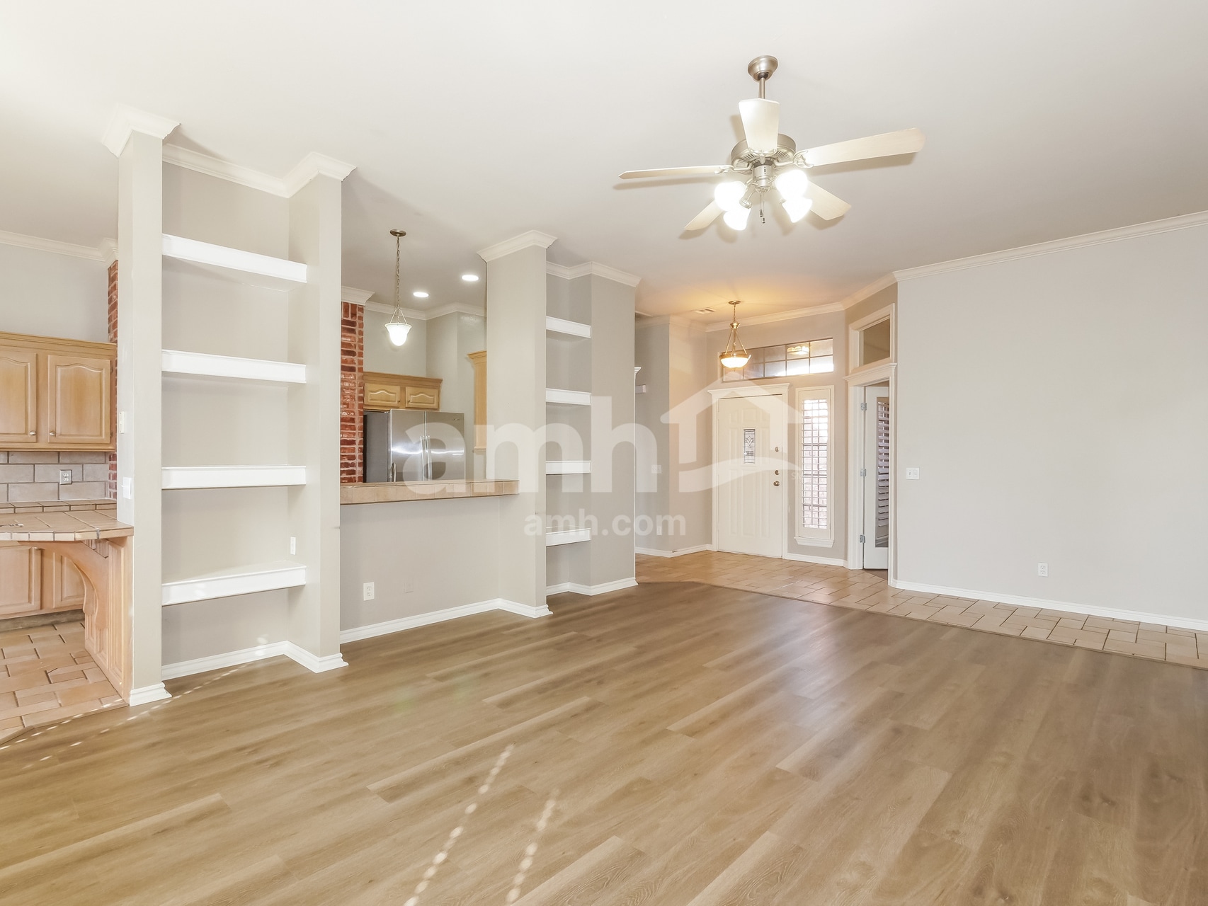 Building Photo - 17533 Zinc Dr