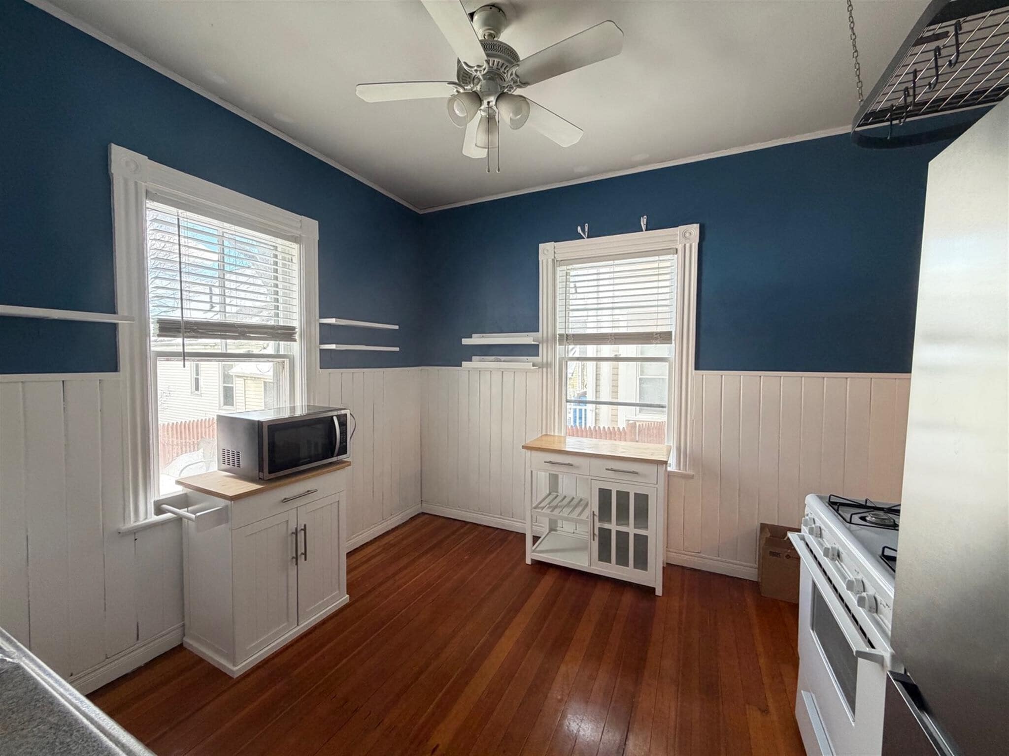 Building Photo - 27 Gilman Ter