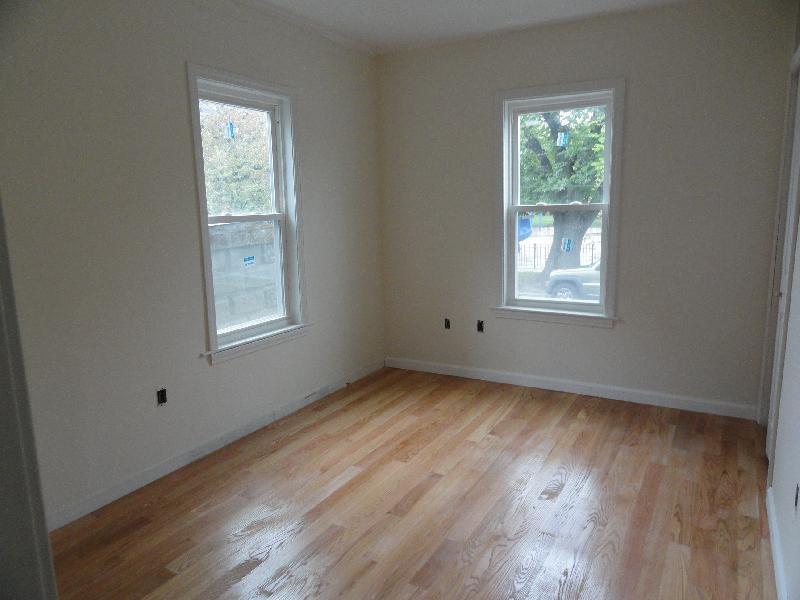 Building Photo - 9 Medford St