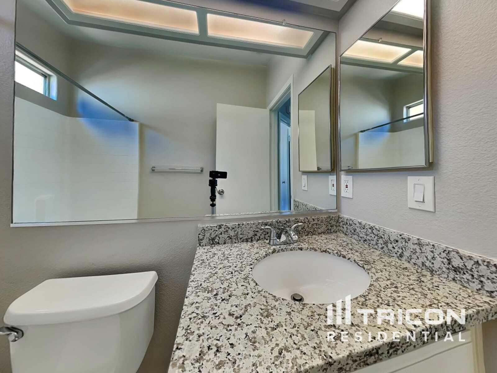 Building Photo - 4149 Shandwick Dr