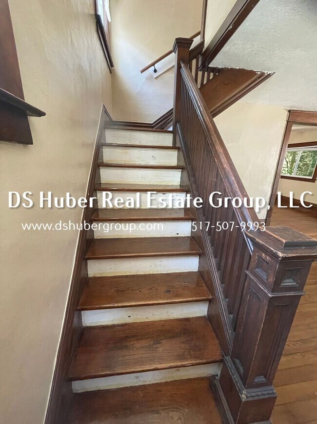 Building Photo - 132 S Magnolia Ave