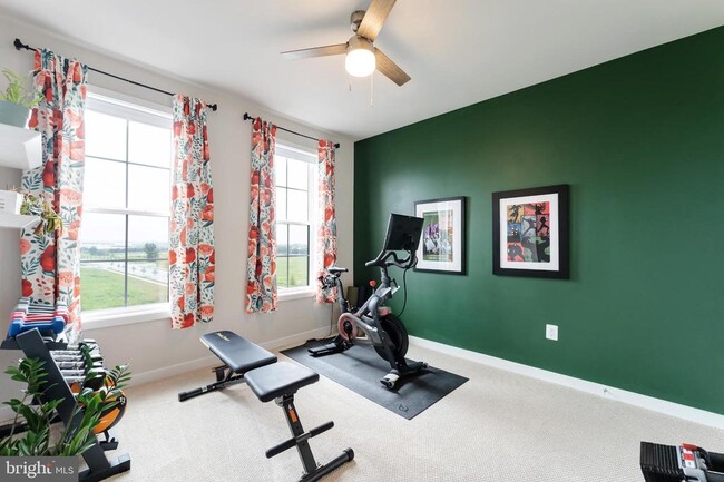 Building Photo - 22405 Claude Moore Dr