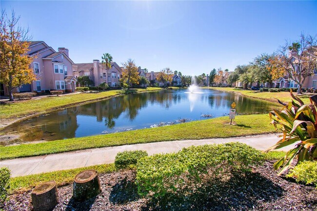 Building Photo - 10467 Villa View Cir