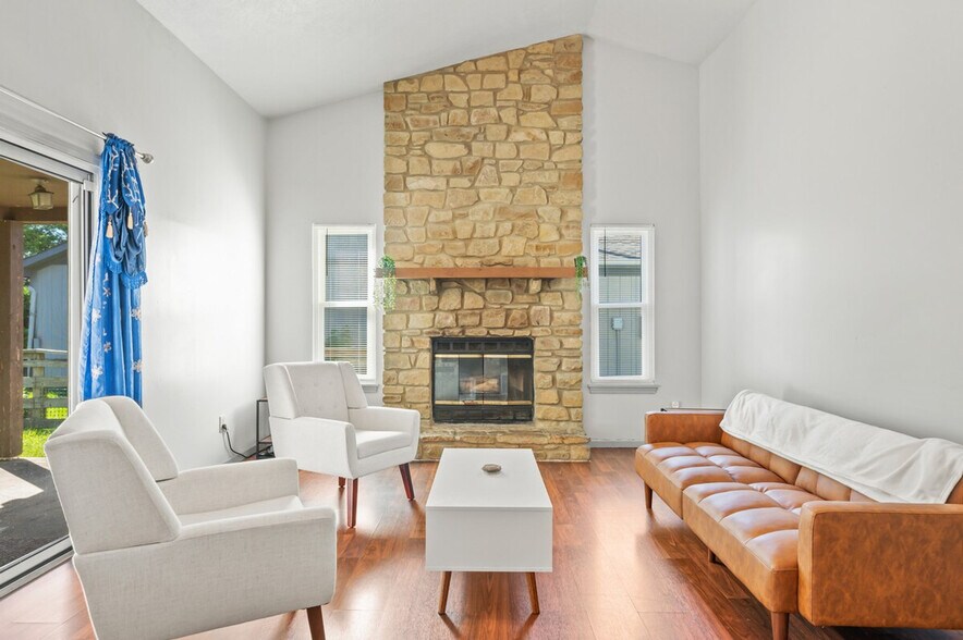 Building Photo - 8209 Parsley Ln