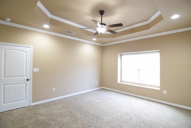 Building Photo - 709 Cosper Creek Dr