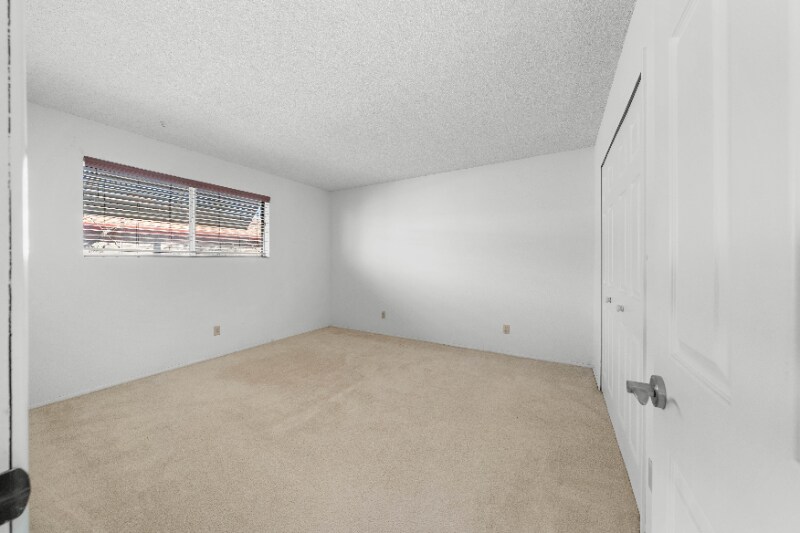 Building Photo - 1349 Cholla Cir