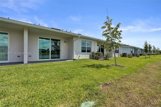 Building Photo - 3777 Harborside Ave