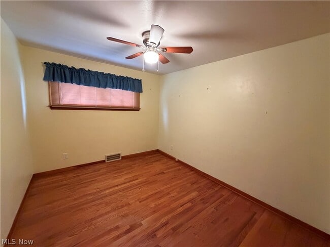 Building Photo - 3135 Estates Cir