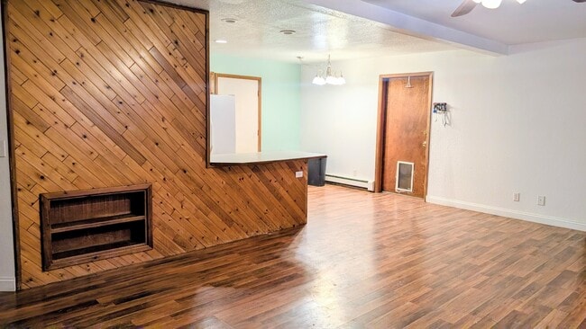 Building Photo - 1432 25th Ave