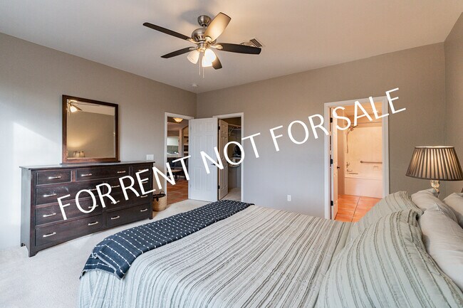 Building Photo - 12765 Walking Deer Pl