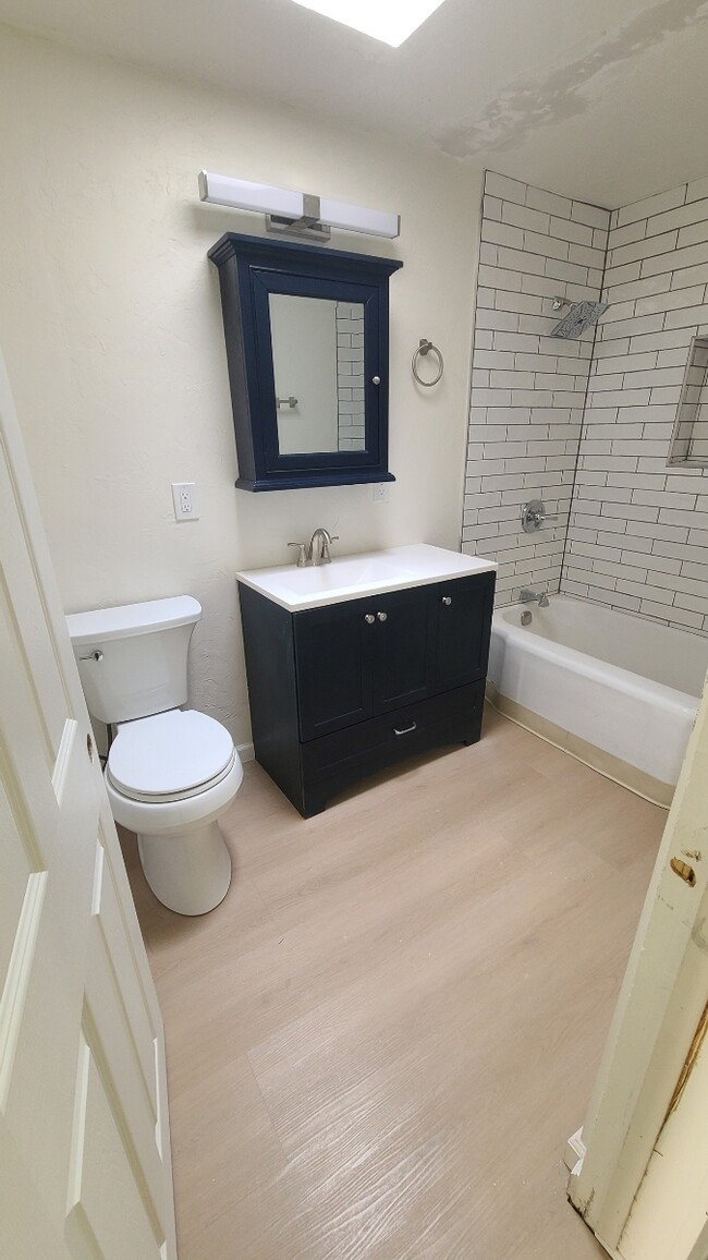 bathroom - 1805 N Madelyn Ave