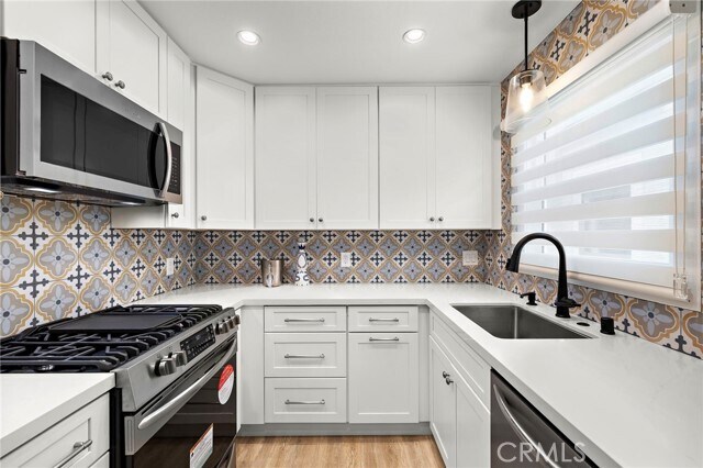 Building Photo - 207 Edgewater Pl