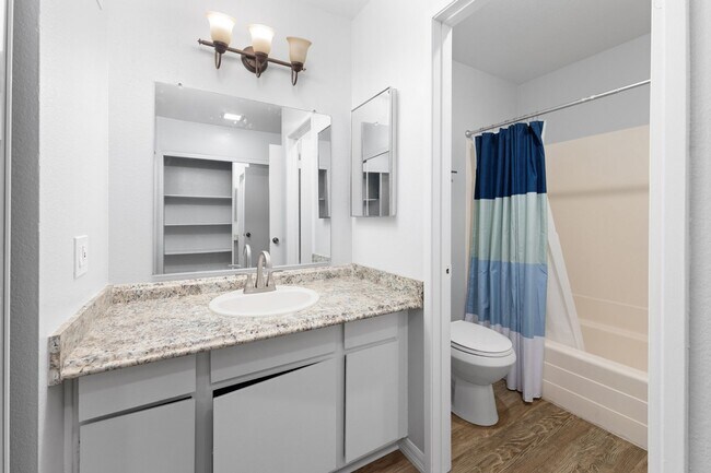 Building Photo - 1341 Caminito Gabaldon