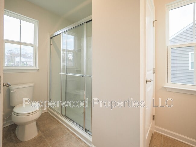 Building Photo - 411 Triple Crown Way