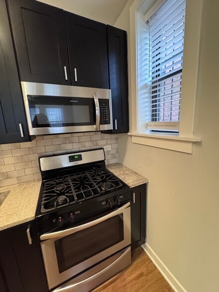 Building Photo - 4628 N Leavitt St