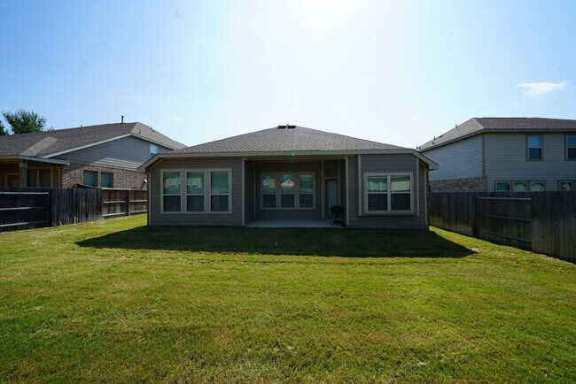 Building Photo - Immaculate First Time Rental in Potranco Run!