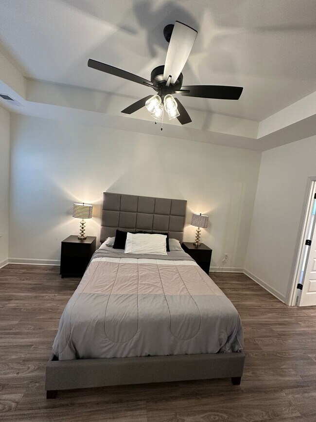 Building Photo - IMMEDIATE MOVE IN!!! Beautiful 4 Bedroom/ 2 Bath in Pinewood Subdivision- Southaven