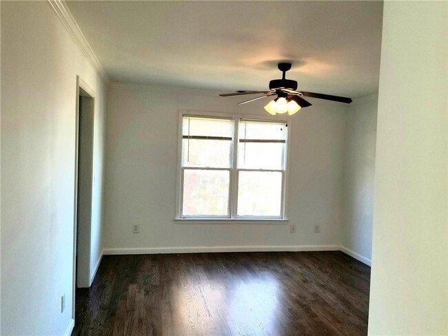 Building Photo - 3306 Chastain Ridge Dr