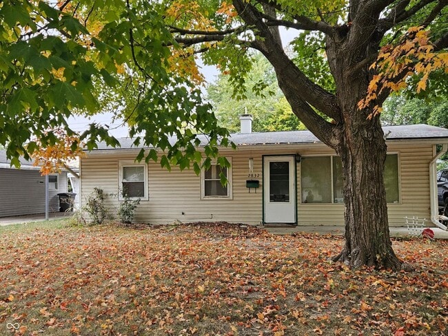 Building Photo - 2832 Falcon Dr