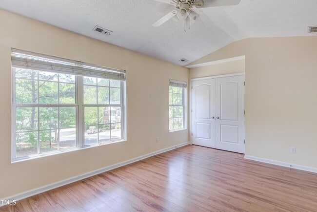 Building Photo - 306 Orchard Park Dr