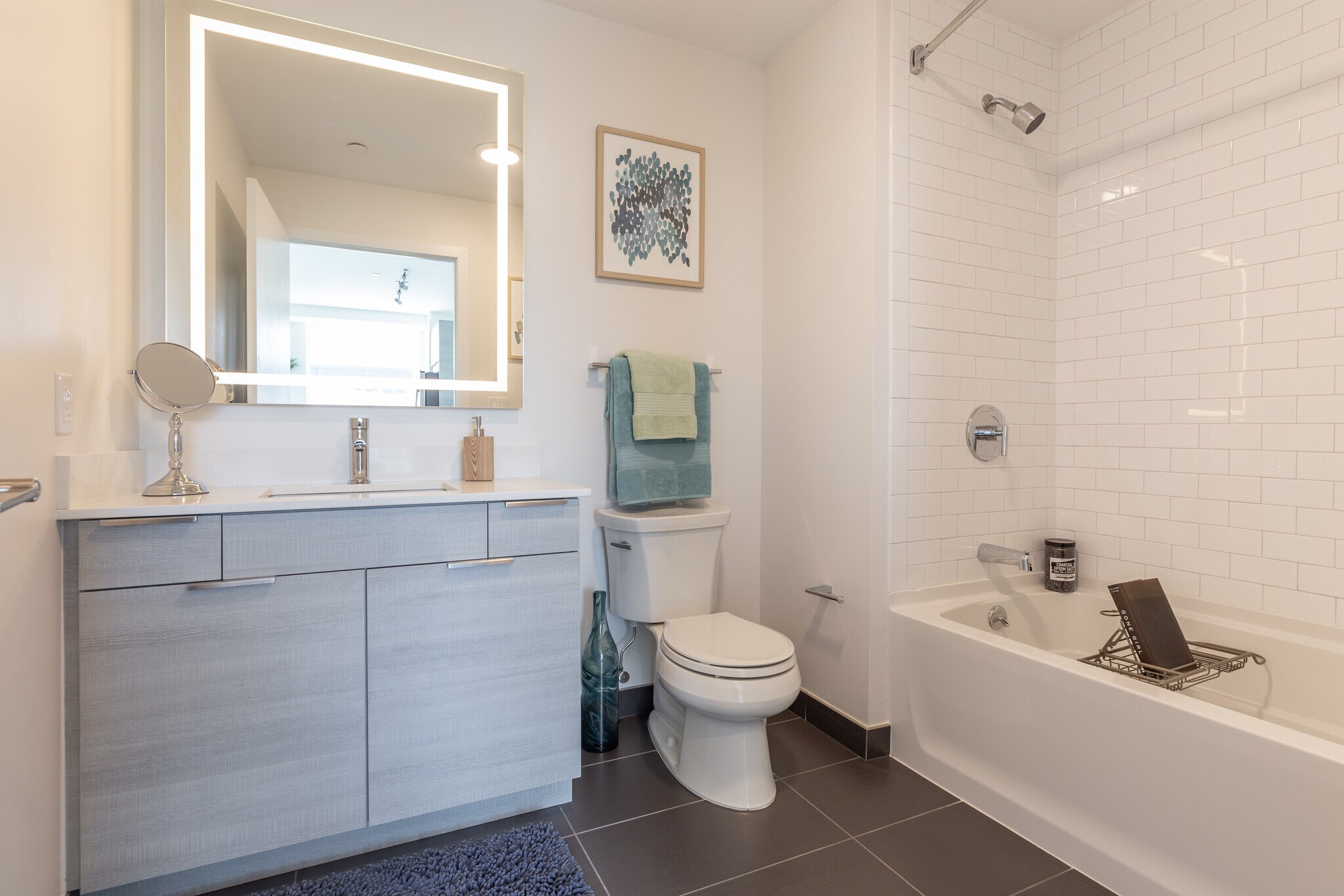 Building Photo - 480 Foley St