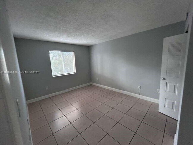 Building Photo - 15201 SW 80th St