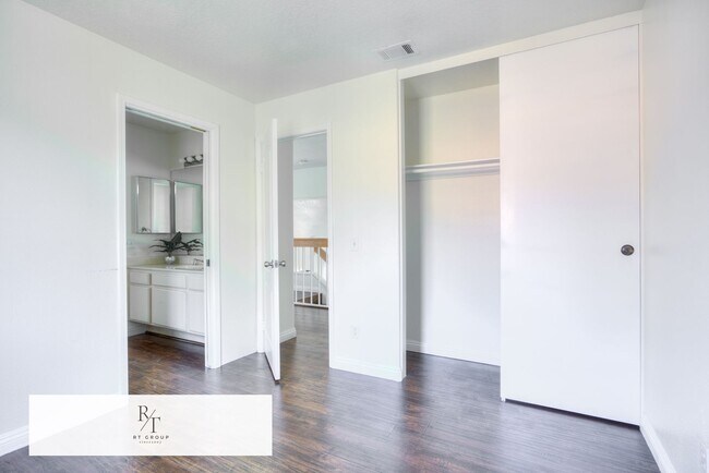 Building Photo - Beautiful 3 Bed / 2.5 Bath Home in the Corona-Norco Unified School District