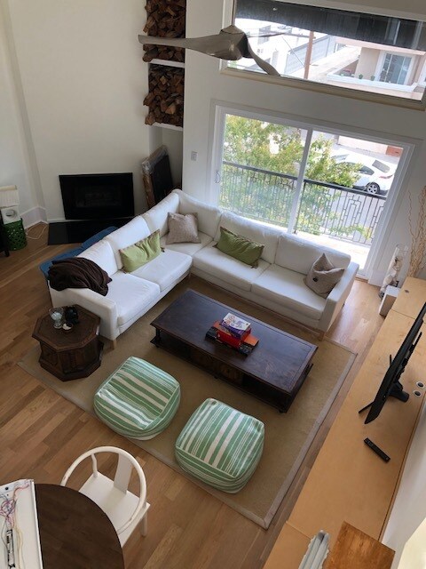 Building Photo - 12217 Rochester Ave