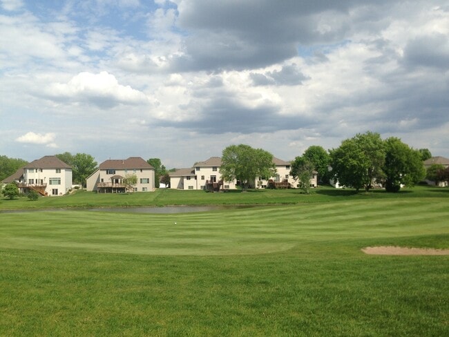 Building Photo - Gorgeous 3Br/3Ba Executive Home w/Over 3,0...