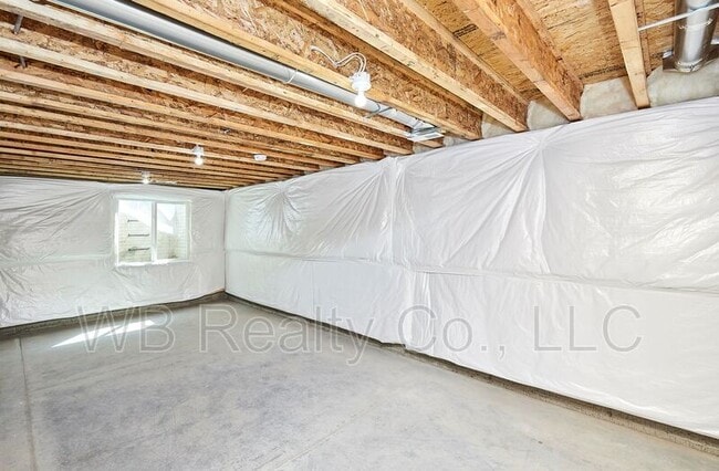 Building Photo - 1214 NW Yorktown Dr