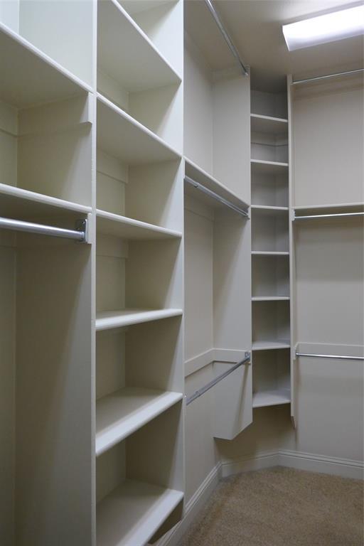 Building Photo - 2537 Windsor Castle Way