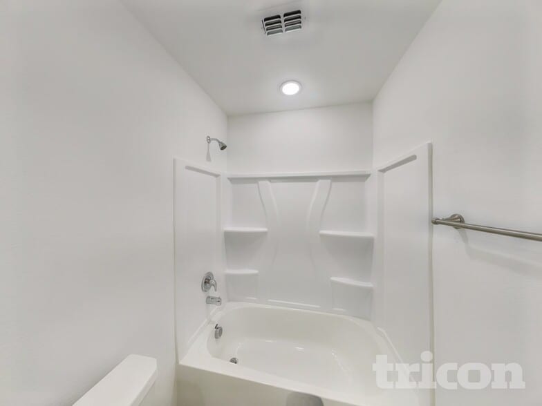 Building Photo - 2602 Vavra Ln