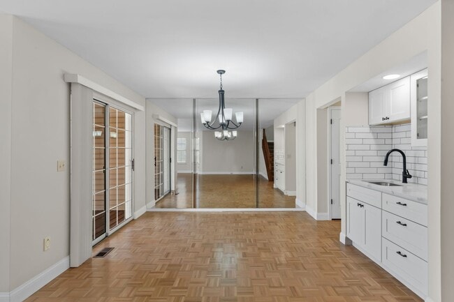 Building Photo - St Charles Area Townhouse