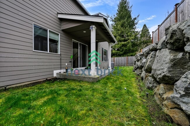 Building Photo - 909 Wyndham Pl