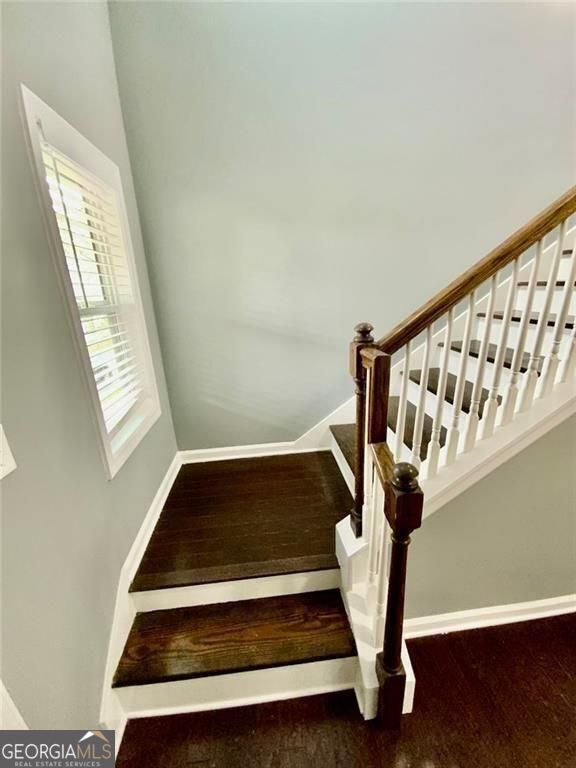 Building Photo - 294 Bass St SW