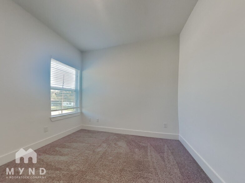 Building Photo - 7922 Jester St