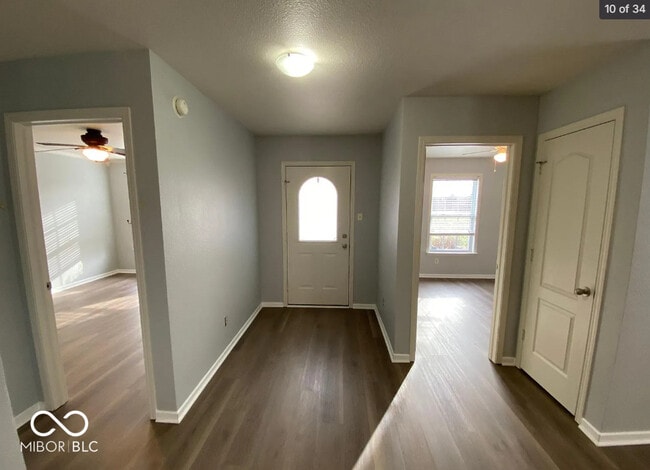 Building Photo - 12220 E 141st St