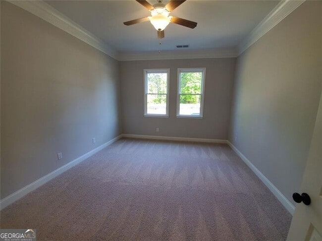 Building Photo - 1704 Pardee Dr