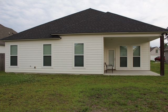 Building Photo - 75429 Victoria Dr