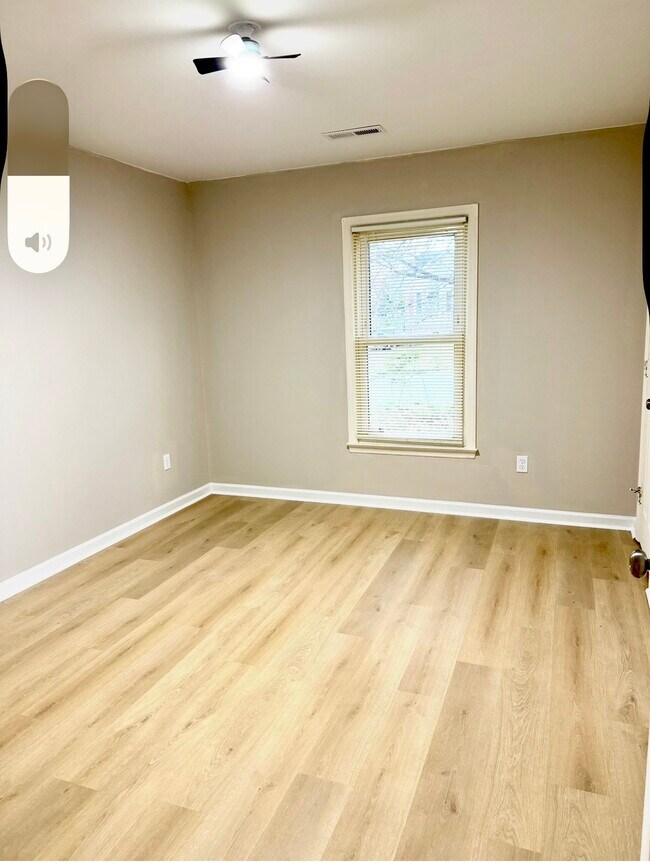 Building Photo - 1707 Water St