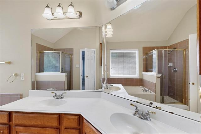 Building Photo - 9229 Azinger Dr